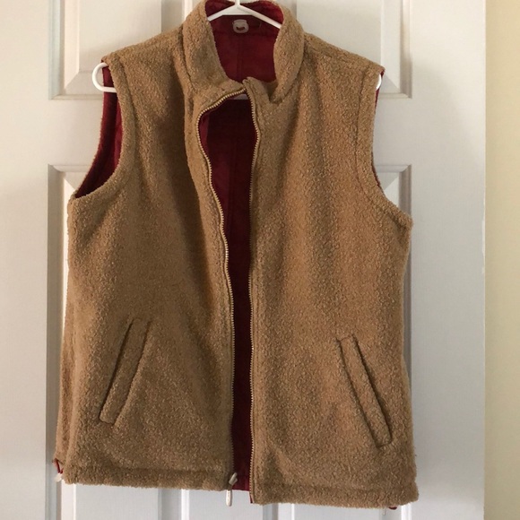 Reversible red/tan vest - Picture 3 of 14